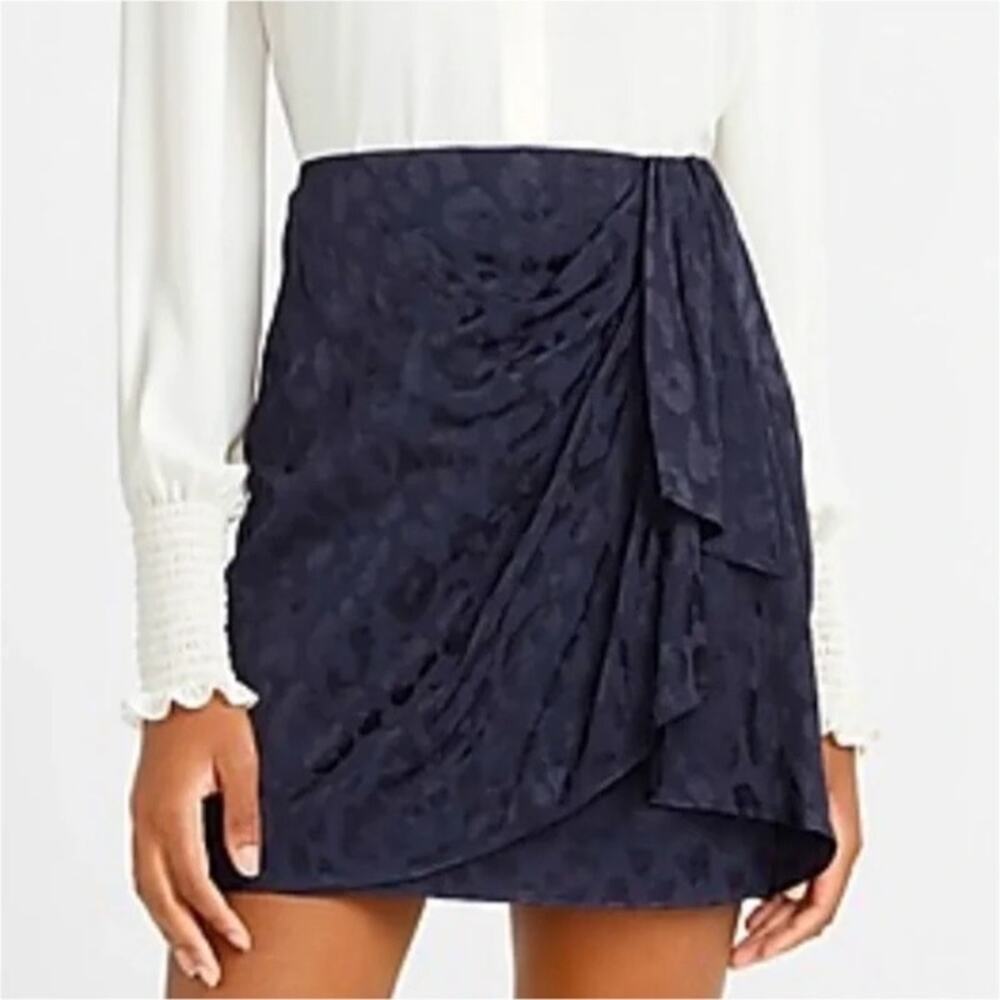 EXPRESS NWT Draped Satin Jacquard Leopard Print Faux Wrap Mini Skirt Size 10